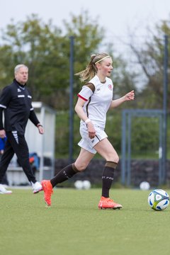 Bild 133 - wBJ Rissen - St. Pauli : Ergebnis: 3:1